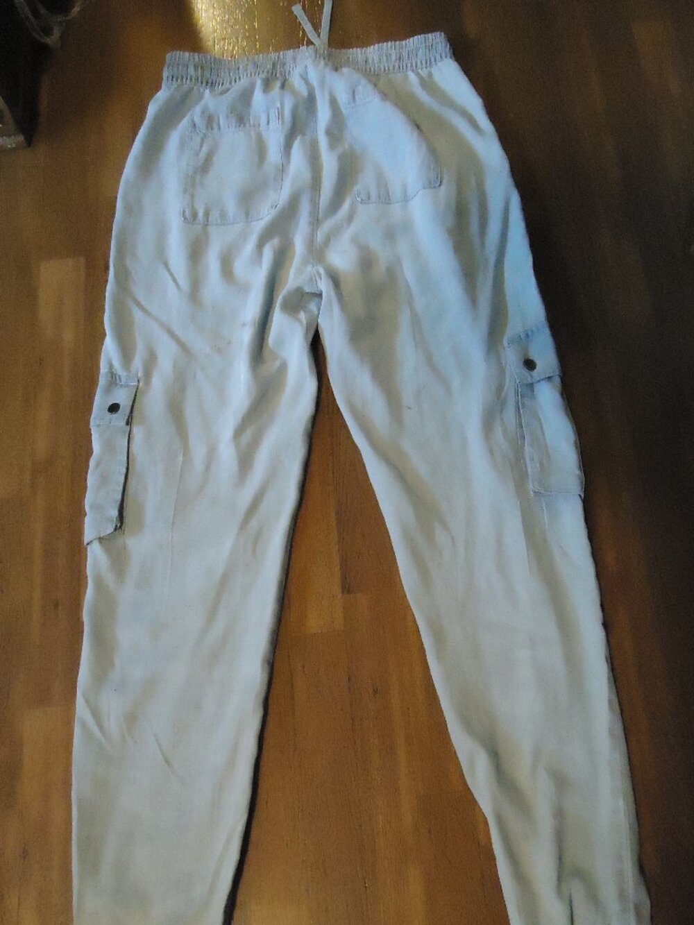 Beautiful soft Lyocel light blue SILVER cargo pants  M